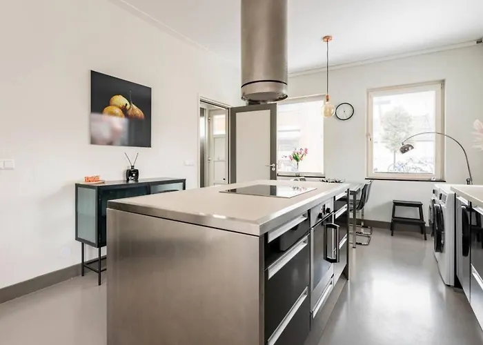 Hello - Wellness Schoolstraat 47b